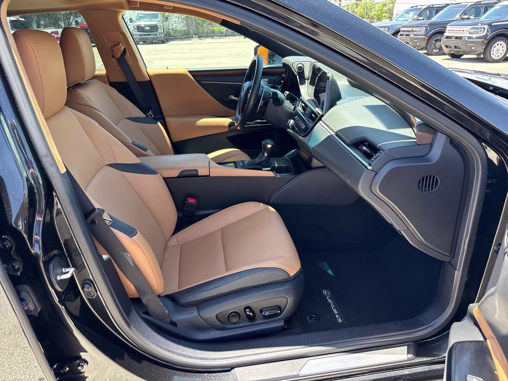 2025 Caviar Lexus ES 300h FWD Sedan