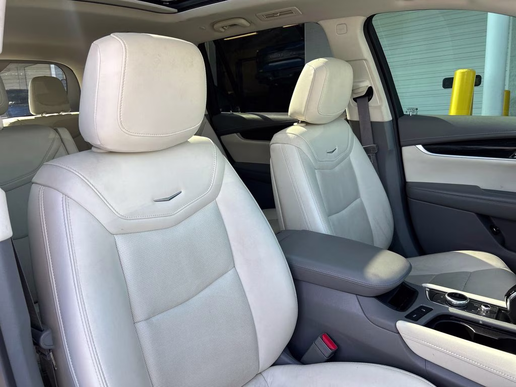 2020 Garnet Metallic Cadillac XT6 Premium Luxury FWD SUV