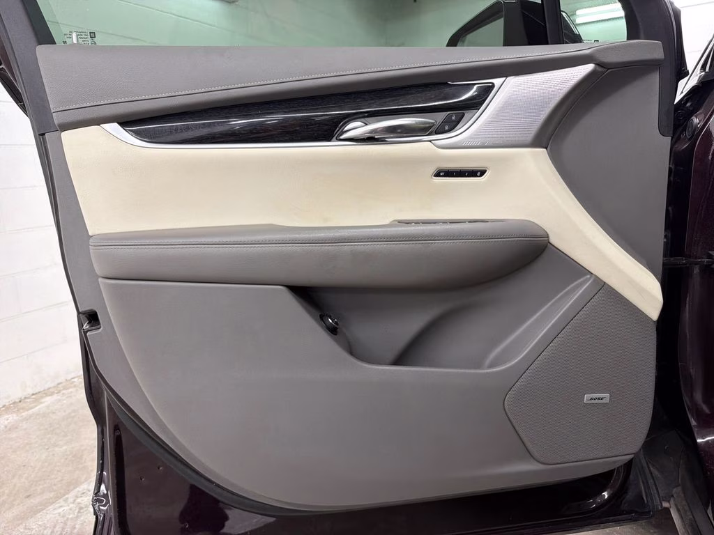 2020 Garnet Metallic Cadillac XT6 Premium Luxury FWD SUV