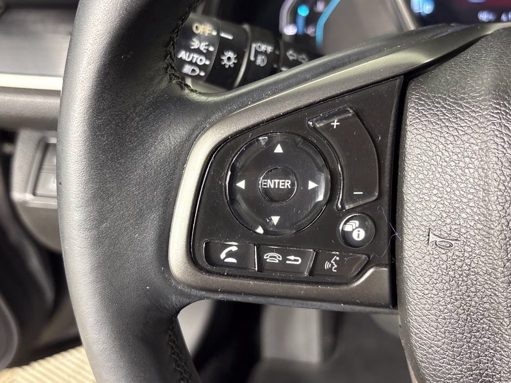 2020 Polished Metal Metallic Honda Civic EX-L FWD Hatchback