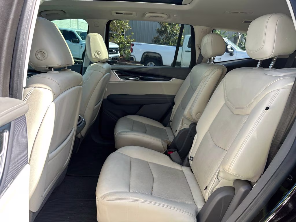 2020 Garnet Metallic Cadillac XT6 Premium Luxury FWD SUV