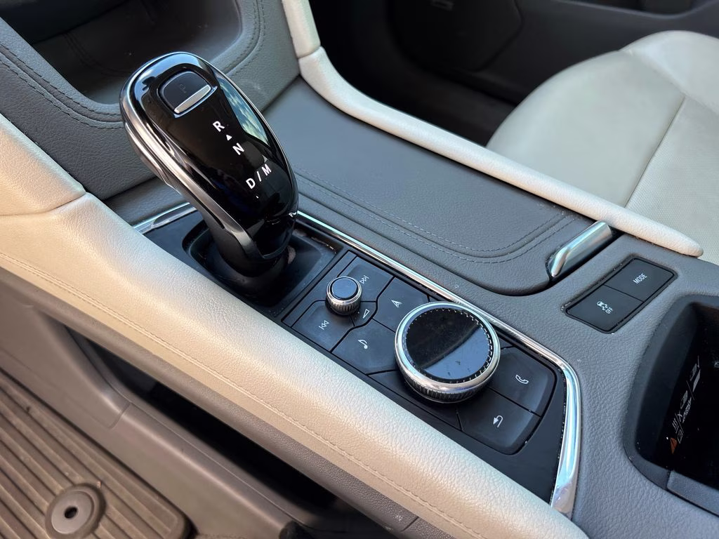 2020 Garnet Metallic Cadillac XT6 Premium Luxury FWD SUV