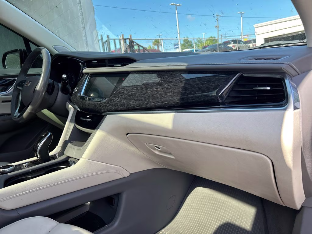 2020 Garnet Metallic Cadillac XT6 Premium Luxury FWD SUV