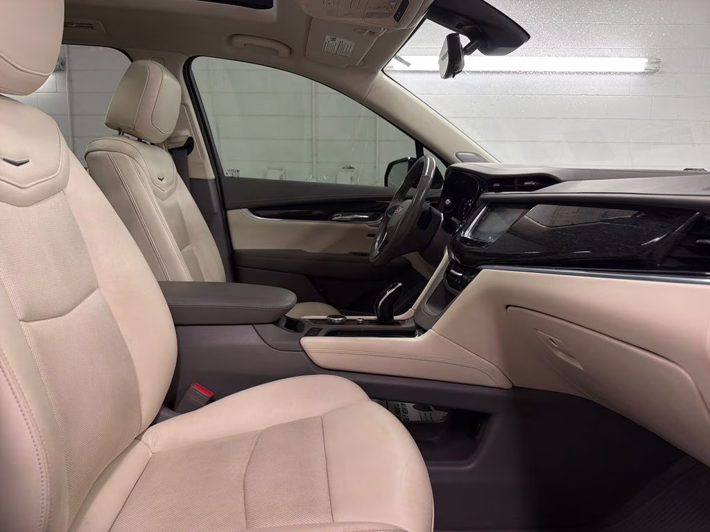 2020 Garnet Metallic Cadillac XT6 Premium Luxury FWD SUV