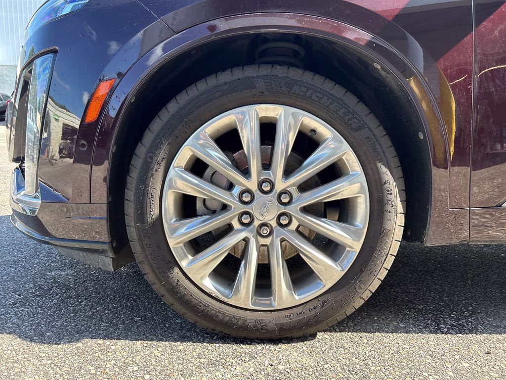2020 Garnet Metallic Cadillac XT6 Premium Luxury FWD SUV