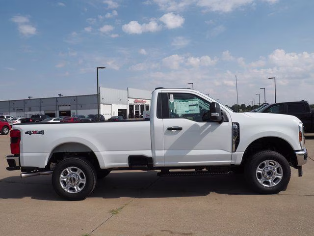 2026 Oxford White Ford Super Duty F-250 SRW XLT 4X4 Truck