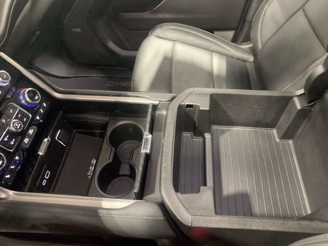 2024 Midnight Blue Metallic GMC Yukon Denali 4X4 SUV
