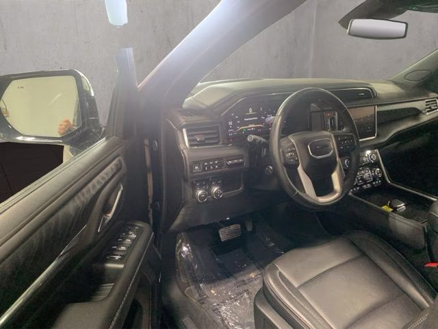 2024 Midnight Blue Metallic GMC Yukon Denali 4X4 SUV