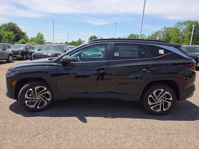 2026 Phantom Black Hyundai Tucson SEL AWD SUV