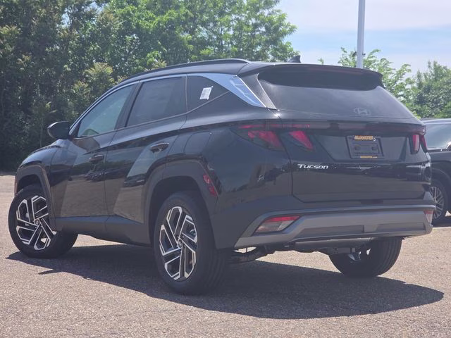 2026 Phantom Black Hyundai Tucson SEL AWD SUV