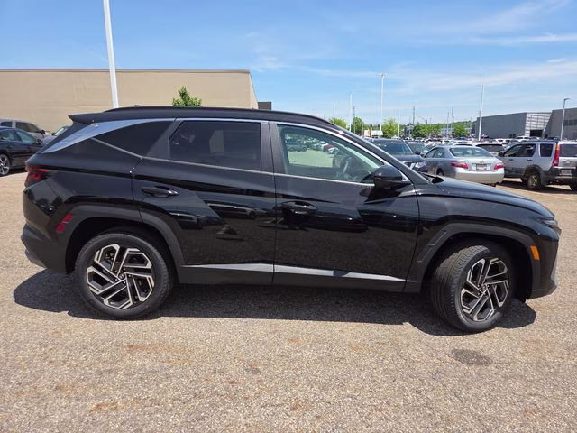 2026 Phantom Black Hyundai Tucson SEL AWD SUV