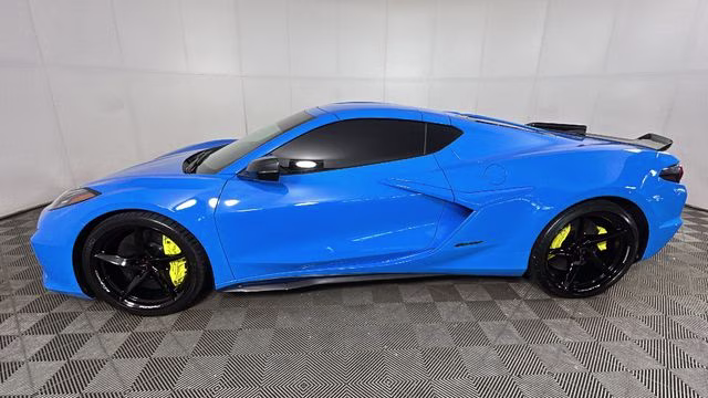 2024 Blue Chevrolet Corvette E-Ray AWD Coupe