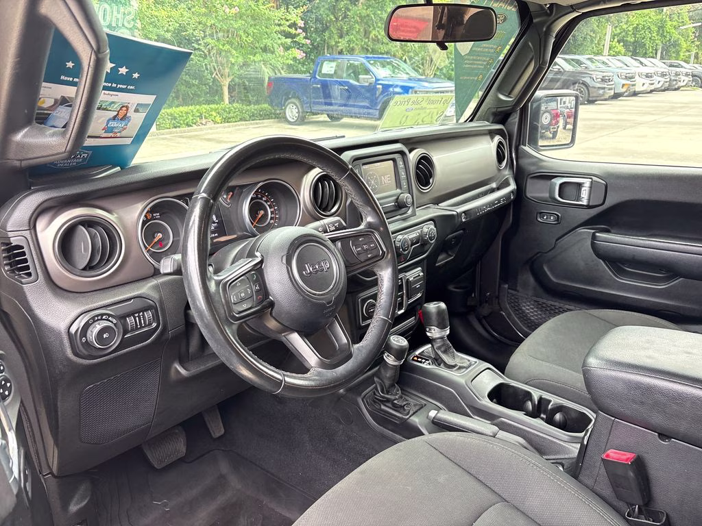 2020 Granite Crystal Metallic Clearcoat Jeep Wrangler Unlimited Willys 4X4 SUV