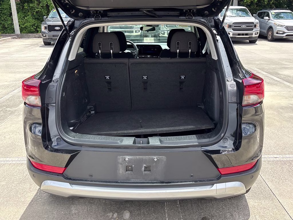 2025 Mosaic Black Metallic Chevrolet Trailblazer LT FWD SUV