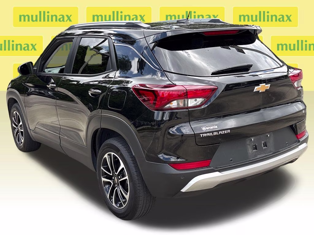 2025 Mosaic Black Metallic Chevrolet Trailblazer LT FWD SUV