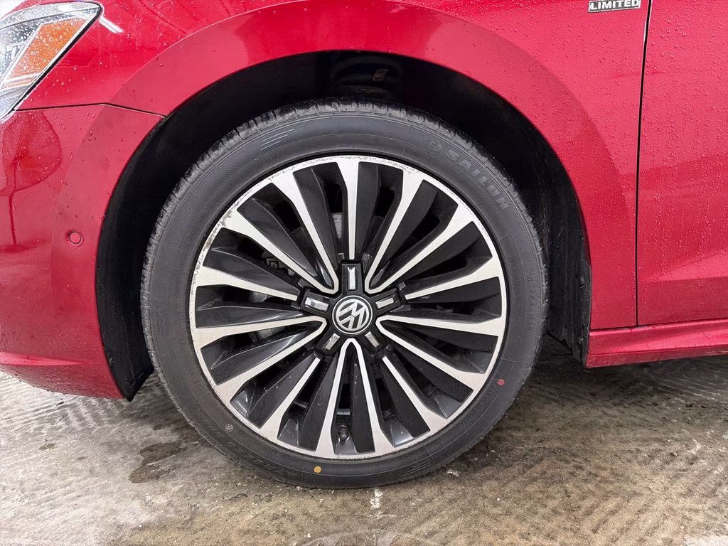2022 Aurora Red Metallic Volkswagen Passat 2.0T Limited Edition FWD Sedan