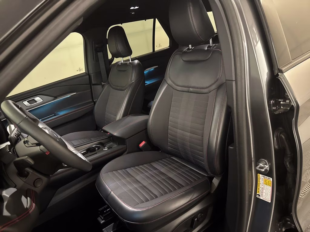 2025 Carbonized Gray Metallic Ford Explorer ST-Line RWD SUV