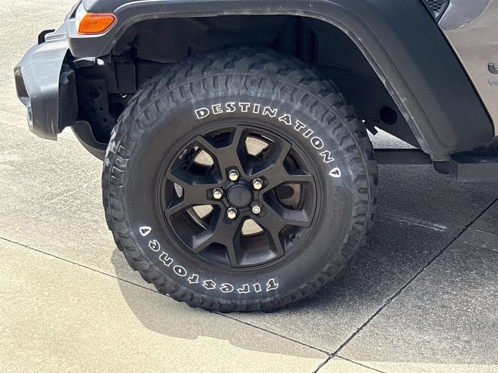 2020 Granite Crystal Metallic Clearcoat Jeep Wrangler Unlimited Willys 4X4 SUV