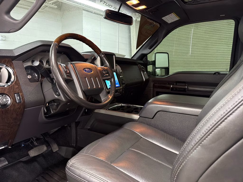 2016 Shadow Black Ford Super Duty F-350 DRW Platinum 4X4 Truck