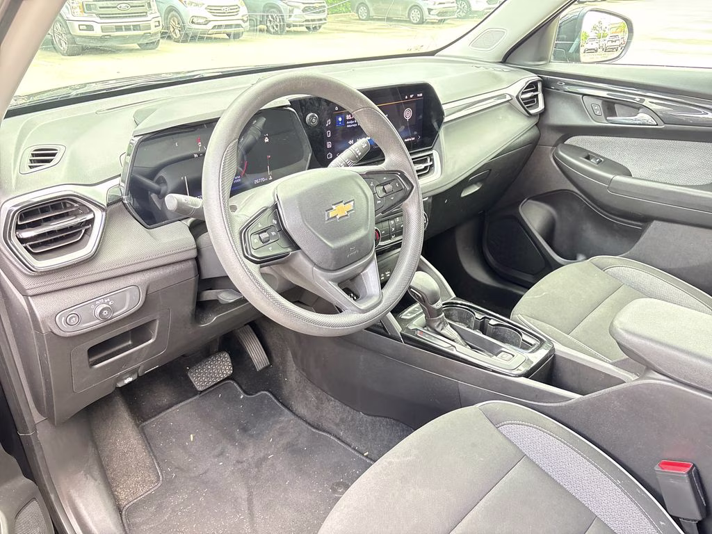 2025 Mosaic Black Metallic Chevrolet Trailblazer LT FWD SUV
