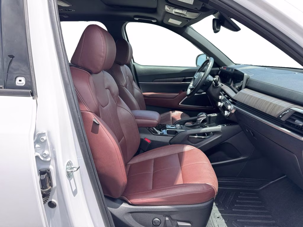 2023 Glacial White Pearl Kia Telluride EX FWD SUV