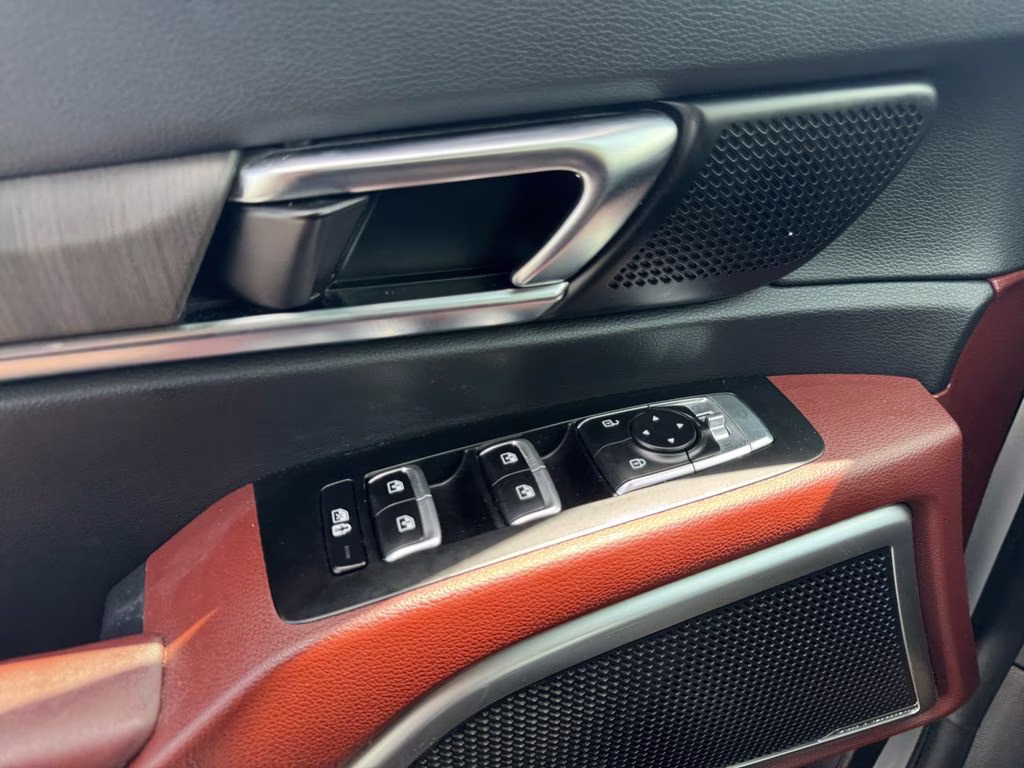 2023 Glacial White Pearl Kia Telluride EX FWD SUV