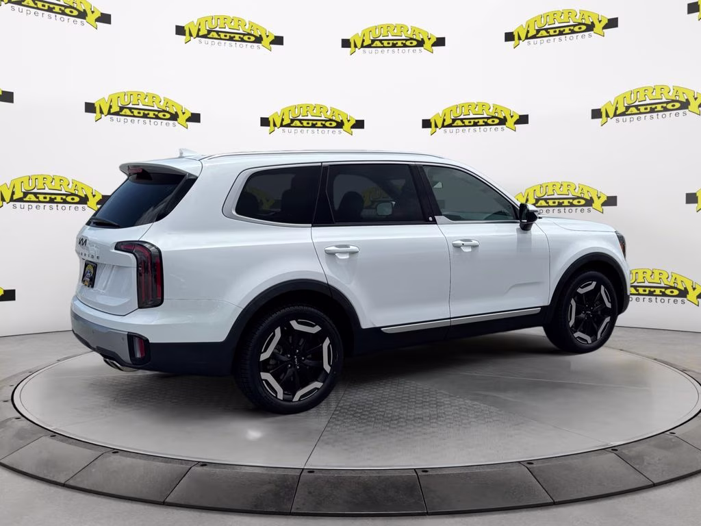 2023 Glacial White Pearl Kia Telluride EX FWD SUV