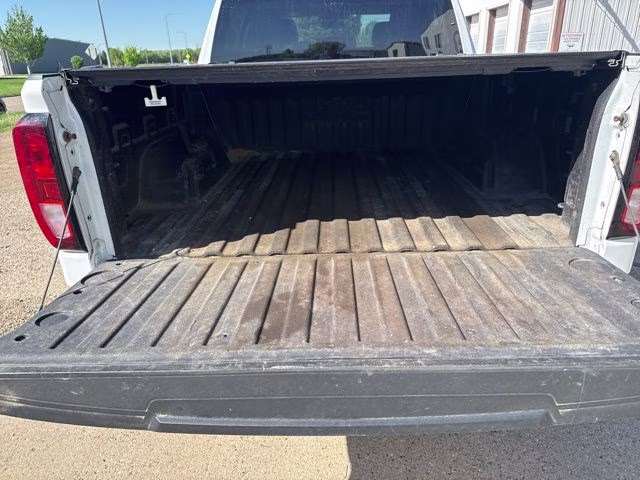 2021 Summit White GMC Sierra 1500 Elevation 4X4 Truck