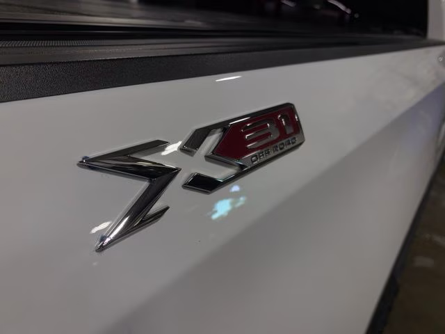 2021 Summit White GMC Sierra 1500 Elevation 4X4 Truck