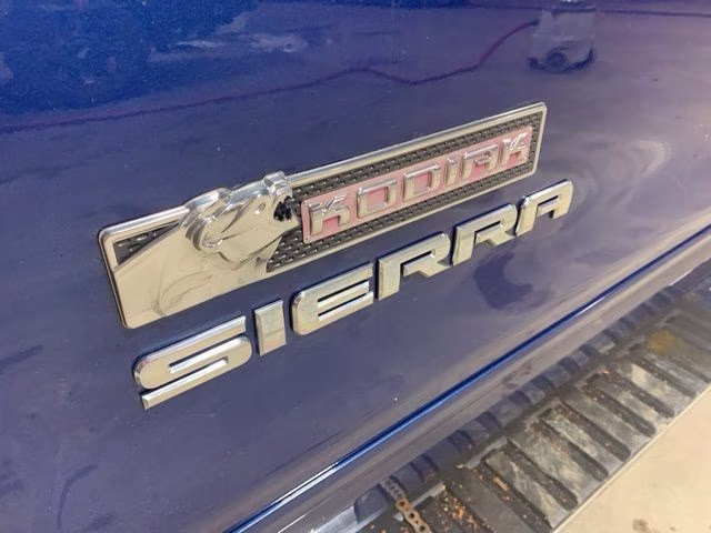 2017 Stone Blue Metallic GMC Sierra 1500 SLE 4X4 Truck