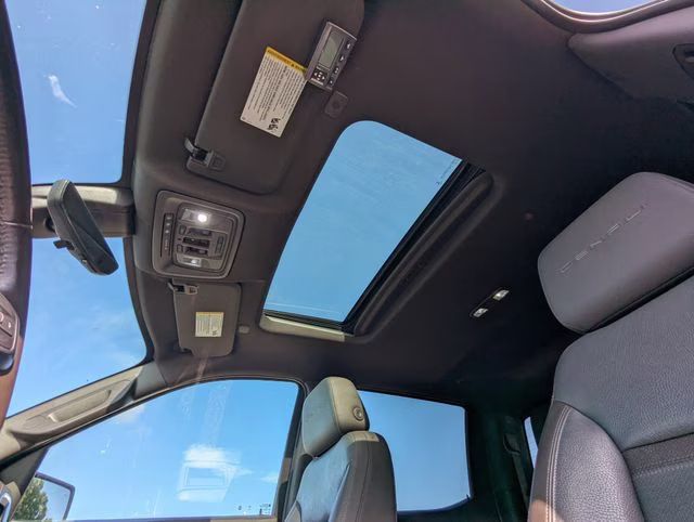 2020 White Frost Tricoat GMC Sierra 1500 Denali 4X4 Truck