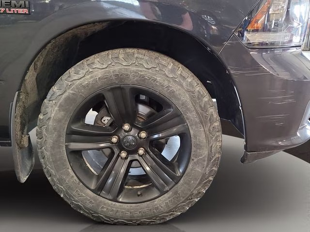 2018 Maximum Steel Metallic Clearcoat Ram 1500 Sport 4X4 Truck