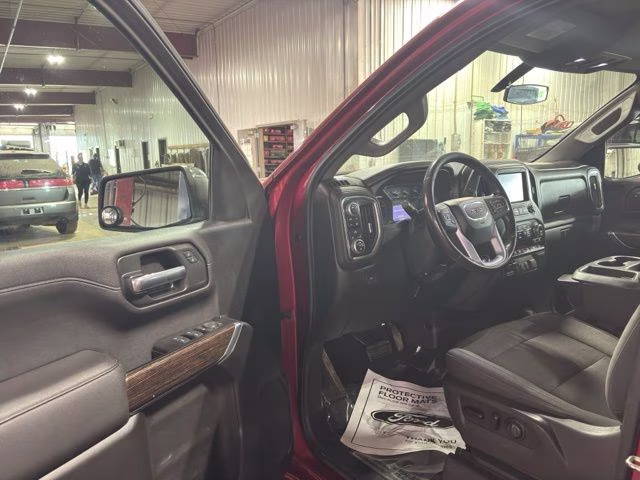 2019 Red Quartz Tintcoat GMC Sierra 1500 SLE 4X4 Truck