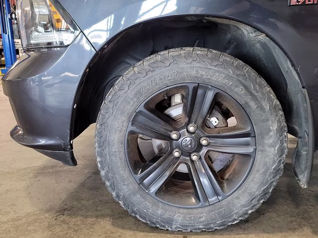 2018 Maximum Steel Metallic Clearcoat Ram 1500 Sport 4X4 Truck
