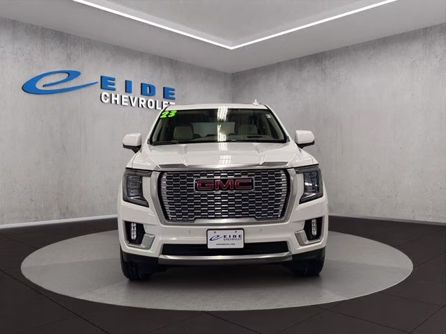 2023 Summit White GMC Yukon XL Denali 4X4 SUV