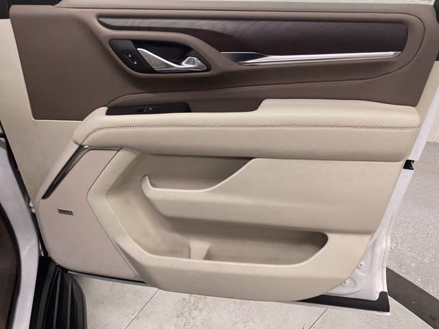 2023 Summit White GMC Yukon XL Denali 4X4 SUV