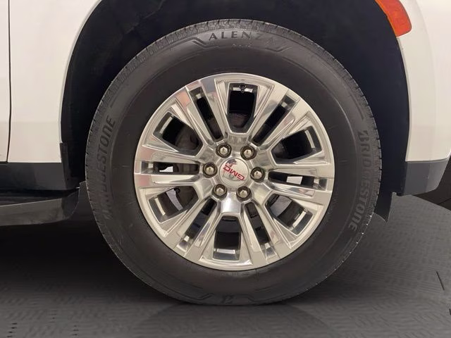 2023 Summit White GMC Yukon XL Denali 4X4 SUV