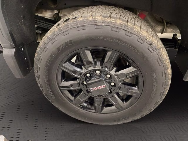 2025 Onyx Black GMC Sierra 2500HD AT4 4X4 Truck