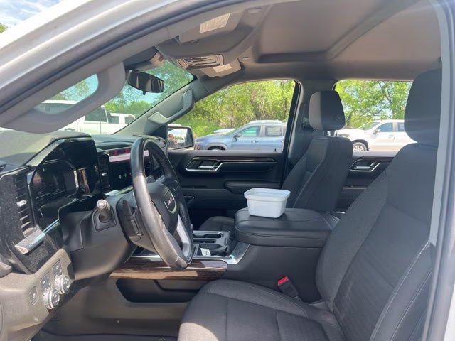 2023 Summit White GMC Sierra 1500 Elevation 4X4 Truck