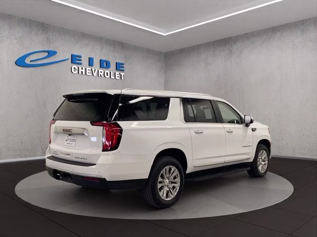 2023 Summit White GMC Yukon XL Denali 4X4 SUV