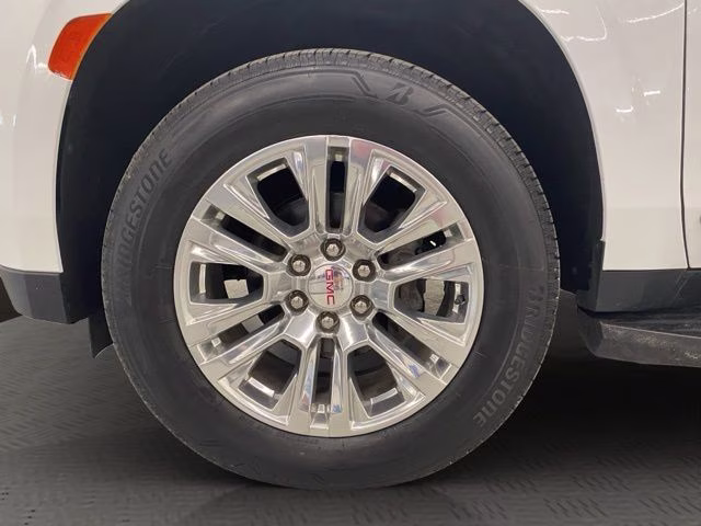 2023 Summit White GMC Yukon XL Denali 4X4 SUV