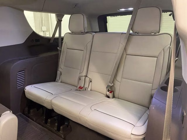 2023 Summit White GMC Yukon XL Denali 4X4 SUV