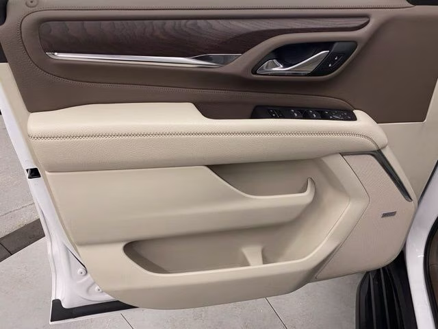 2023 Summit White GMC Yukon XL Denali 4X4 SUV