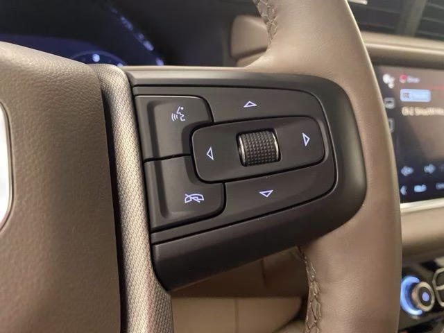 2023 Summit White GMC Yukon XL Denali 4X4 SUV