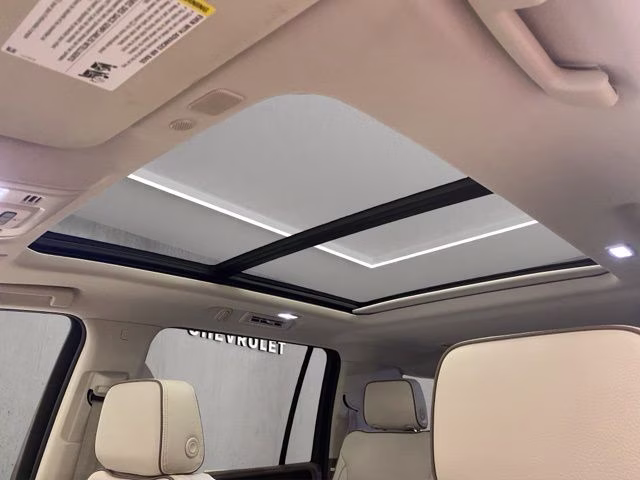 2023 Summit White GMC Yukon XL Denali 4X4 SUV