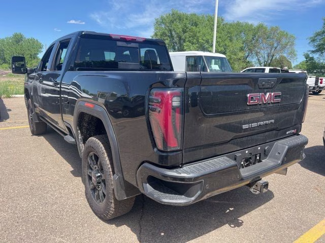 2025 Onyx Black GMC Sierra 2500HD AT4 4X4 Truck