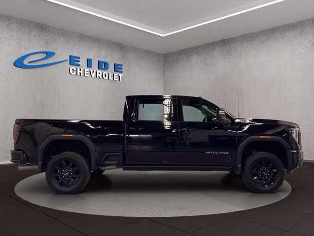 2025 Onyx Black GMC Sierra 2500HD AT4 4X4 Truck