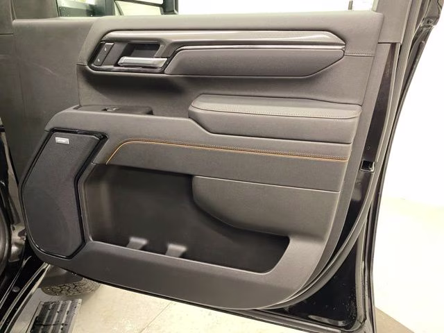 2025 Onyx Black GMC Sierra 2500HD AT4 4X4 Truck