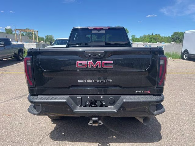 2025 Onyx Black GMC Sierra 2500HD AT4 4X4 Truck