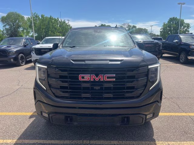 2022 Onyx Black GMC Sierra 1500 Elevation 4X4 Truck